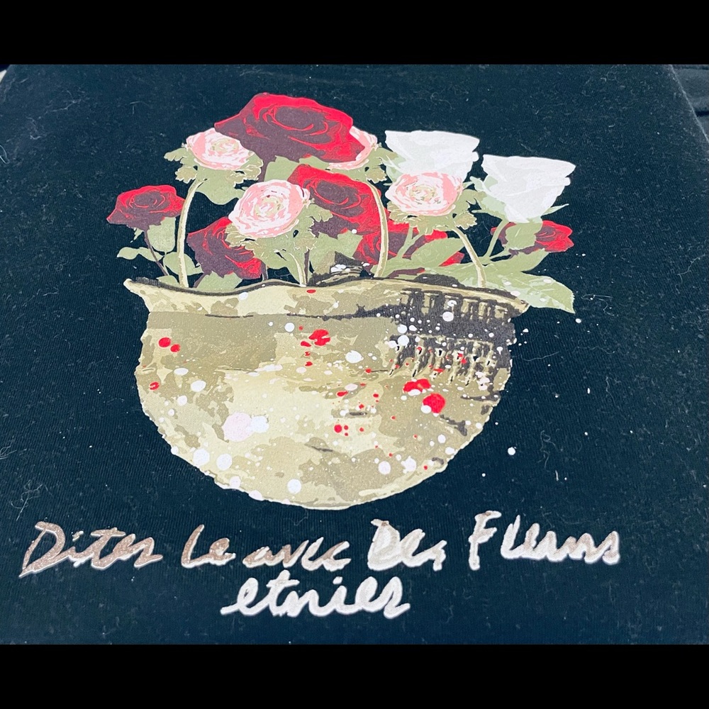 RAREEE❗️❗️❗️ •ETNIES Sweatshirt! Large! Worn 1 time! Bundle & SAVEEE 🤑🤑🤑